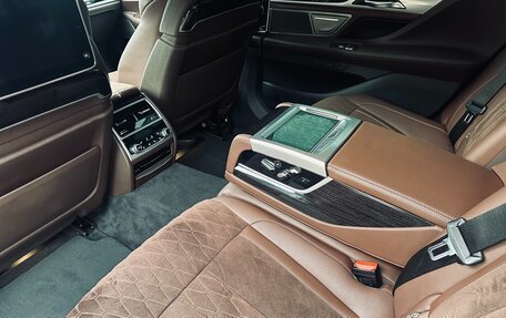 BMW 7 серия, 2019 год, 5 200 000 рублей, 14 фотография