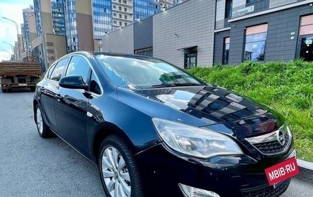 Opel Astra J, 2011 год, 594 000 рублей, 3 фотография