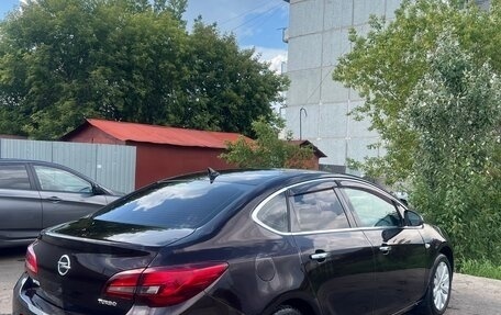 Opel Astra J, 2013 год, 950 000 рублей, 5 фотография