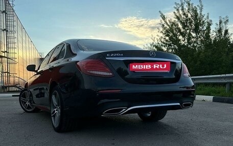 Mercedes-Benz E-Класс, 2018 год, 3 200 000 рублей, 12 фотография