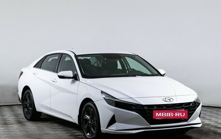 Hyundai Elantra, 2022 год, 2 150 000 рублей, 3 фотография