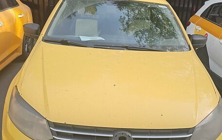 Volkswagen Polo VI (EU Market), 2019 год, 490 000 рублей, 2 фотография