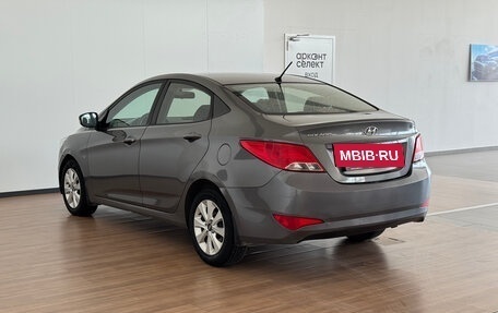 Hyundai Solaris II рестайлинг, 2016 год, 1 030 000 рублей, 4 фотография