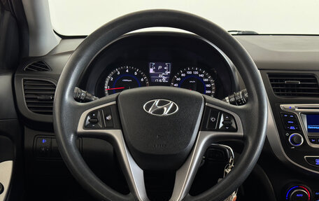 Hyundai Solaris II рестайлинг, 2016 год, 1 030 000 рублей, 10 фотография