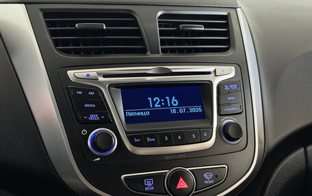 Hyundai Solaris II рестайлинг, 2016 год, 1 030 000 рублей, 18 фотография