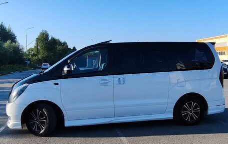 Hyundai Grand Starex Grand Starex I рестайлинг 2, 2014 год, 2 750 000 рублей, 6 фотография