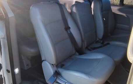 Hyundai Grand Starex Grand Starex I рестайлинг 2, 2014 год, 2 750 000 рублей, 11 фотография