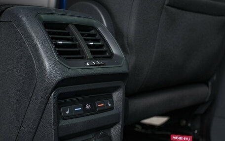 Volkswagen Tiguan II, 2020 год, 2 764 000 рублей, 15 фотография