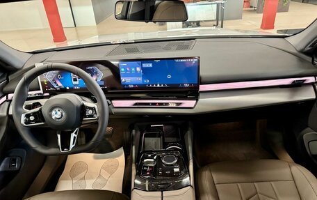 BMW 5 серия, 2024 год, 7 840 000 рублей, 6 фотография