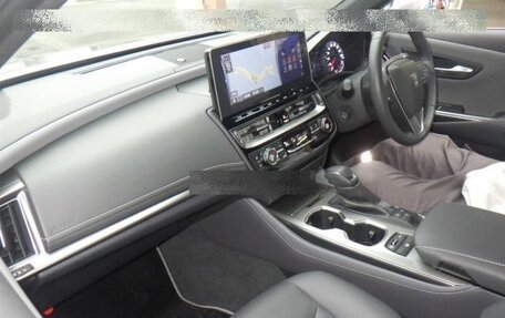 Toyota Crown, 2022 год, 3 156 000 рублей, 1 фотография