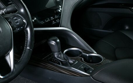 Toyota Camry, 2020 год, 3 320 000 рублей, 16 фотография