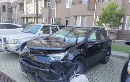 Toyota RAV4, 2015 год, 1 700 000 рублей, 6 фотография