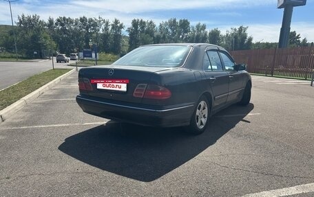 Mercedes-Benz E-Класс, 2000 год, 760 000 рублей, 4 фотография