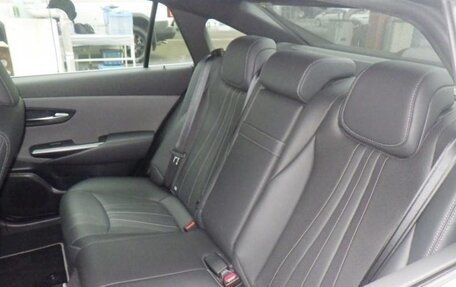 Toyota Crown, 2022 год, 3 156 000 рублей, 6 фотография