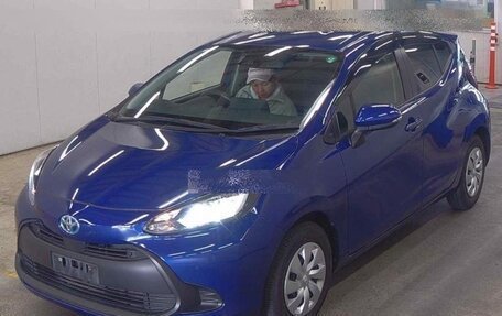Toyota Aqua I, 2021 год, 1 025 000 рублей, 3 фотография