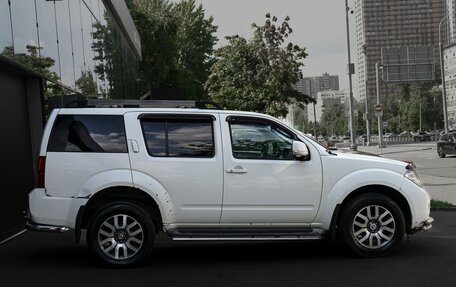 Nissan Pathfinder, 2011 год, 1 550 000 рублей, 4 фотография