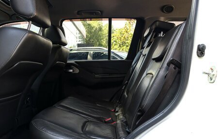 Nissan Pathfinder, 2011 год, 1 550 000 рублей, 10 фотография