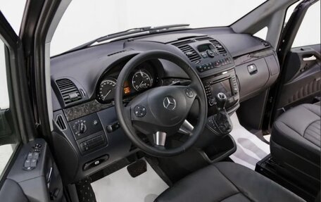 Mercedes-Benz Viano, 2013 год, 2 200 000 рублей, 1 фотография