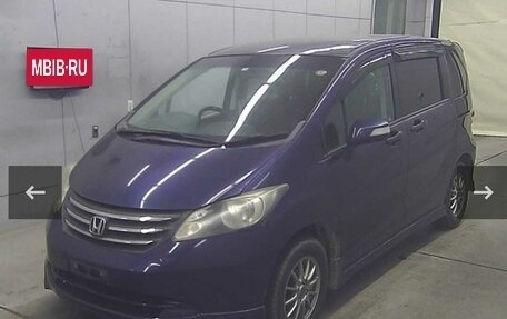 Honda Freed I, 2010 год, 900 000 рублей, 3 фотография