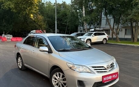 Toyota Corolla, 2011 год, 999 977 рублей, 2 фотография