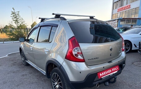 Renault Sandero I, 2014 год, 679 000 рублей, 2 фотография