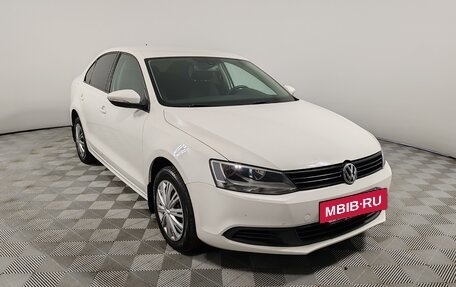 Volkswagen Jetta VI, 2013 год, 899 000 рублей, 3 фотография