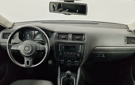 Volkswagen Jetta VI, 2013 год, 899 000 рублей, 13 фотография
