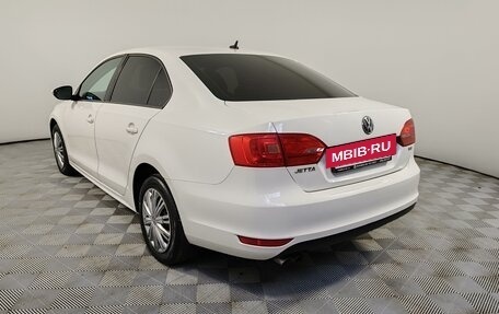 Volkswagen Jetta VI, 2013 год, 899 000 рублей, 7 фотография