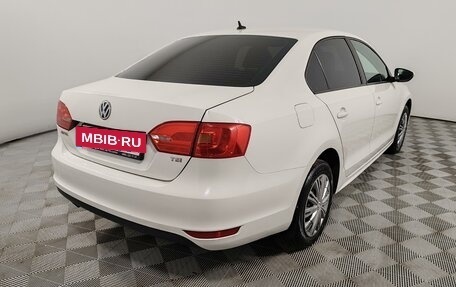 Volkswagen Jetta VI, 2013 год, 899 000 рублей, 5 фотография