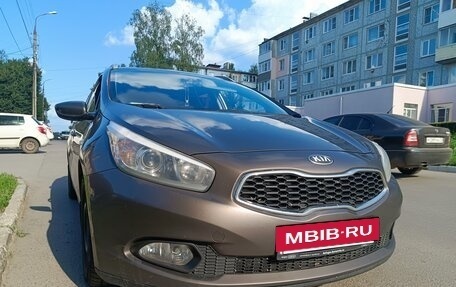 KIA cee'd III, 2013 год, 950 000 рублей, 2 фотография