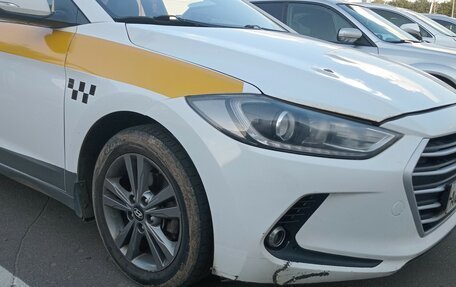 Hyundai Elantra VI рестайлинг, 2017 год, 899 999 рублей, 7 фотография