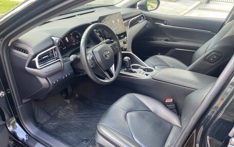 Toyota Camry, 2023 год, 3 800 000 рублей, 9 фотография