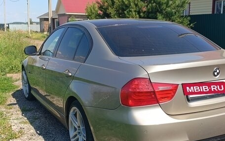 BMW 3 серия, 2011 год, 1 000 000 рублей, 5 фотография