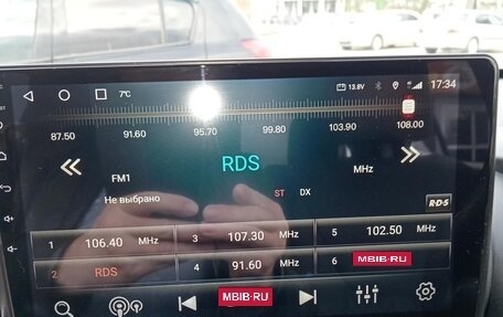 Toyota Yaris Cross, 2021 год, 2 350 000 рублей, 8 фотография