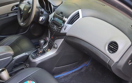 Chevrolet Cruze II, 2013 год, 680 000 рублей, 2 фотография