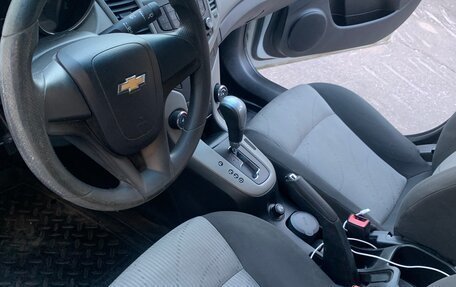 Chevrolet Cruze II, 2011 год, 600 000 рублей, 13 фотография