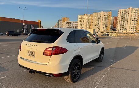 Porsche Cayenne III, 2010 год, 2 424 000 рублей, 2 фотография