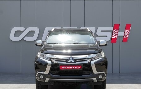 Mitsubishi Pajero Sport III рестайлинг, 2016 год, 2 350 000 рублей, 3 фотография