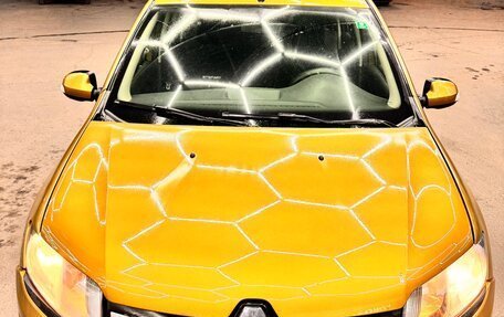 Renault Sandero II рестайлинг, 2015 год, 750 000 рублей, 1 фотография