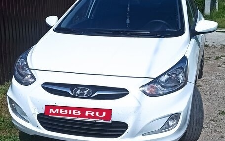 Hyundai Solaris II рестайлинг, 2012 год, 525 000 рублей, 7 фотография