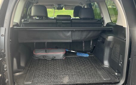 Toyota Land Cruiser Prado 150 рестайлинг 2, 2019 год, 5 500 000 рублей, 18 фотография