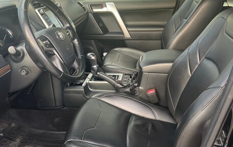 Toyota Land Cruiser Prado 150 рестайлинг 2, 2019 год, 5 500 000 рублей, 14 фотография