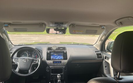 Toyota Land Cruiser Prado 150 рестайлинг 2, 2019 год, 5 500 000 рублей, 24 фотография