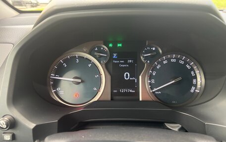 Toyota Land Cruiser Prado 150 рестайлинг 2, 2019 год, 5 500 000 рублей, 25 фотография