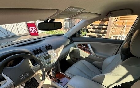 Toyota Camry, 2008 год, 1 700 000 рублей, 4 фотография