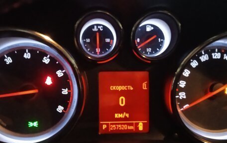 Opel Astra J, 2012 год, 700 000 рублей, 5 фотография