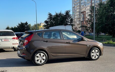 Hyundai Solaris II рестайлинг, 2015 год, 1 000 000 рублей, 7 фотография