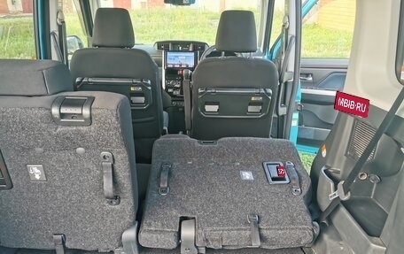 Toyota Roomy I, 2021 год, 1 750 000 рублей, 22 фотография