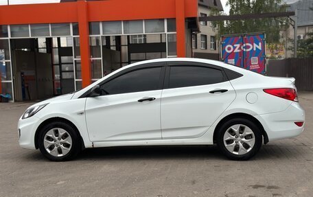 Hyundai Solaris II рестайлинг, 2012 год, 700 000 рублей, 6 фотография