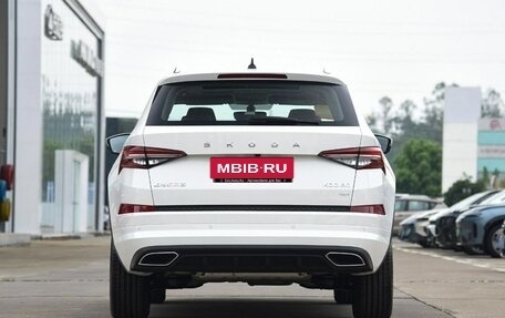 Skoda Kodiaq I, 2025 год, 4 065 000 рублей, 2 фотография